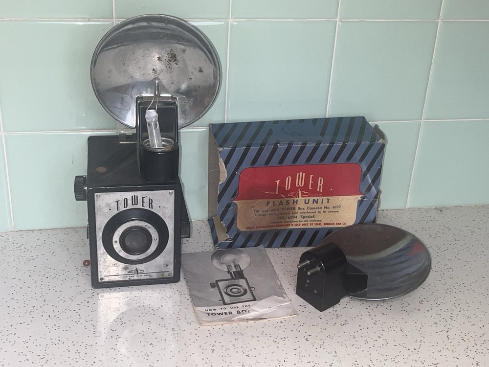 Vintage Tower Film Camera + Extra Flash & Manual UNTESTED