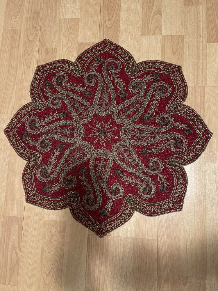 Beaded Table Topper