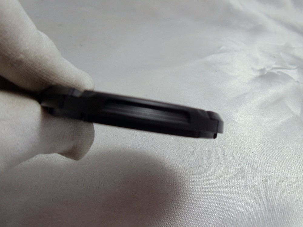 Generic brand 62mm lens front cap (snap on type)