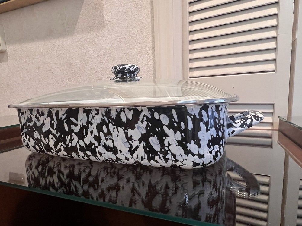 Golden Rabbit HUGE Roasting Pan with Lid