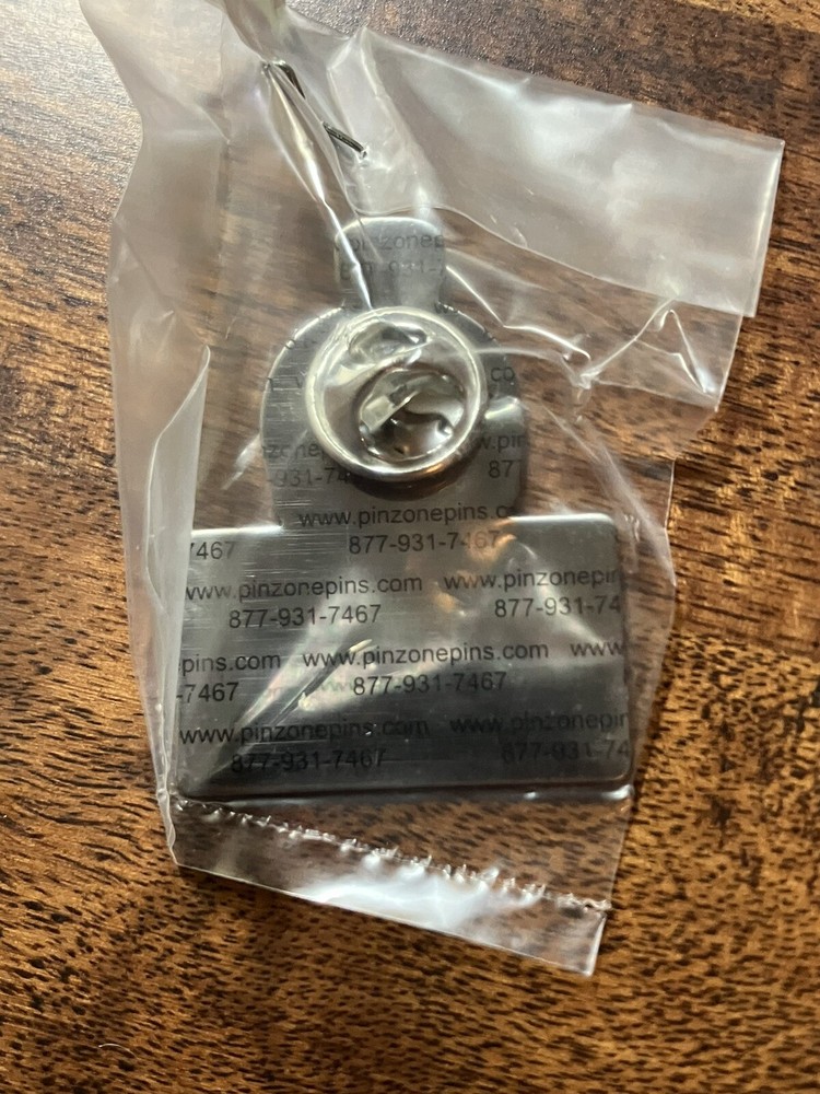 Crystal Head Vodka Pin