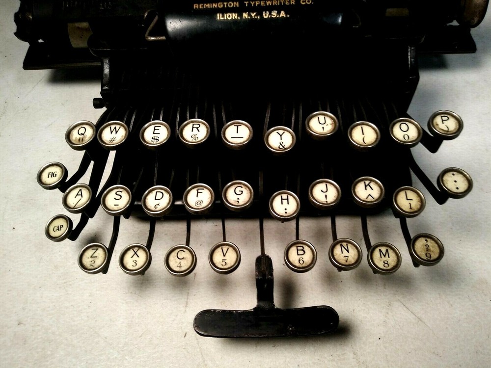 Rem-Blick Typewriter Plus Case RARE !!