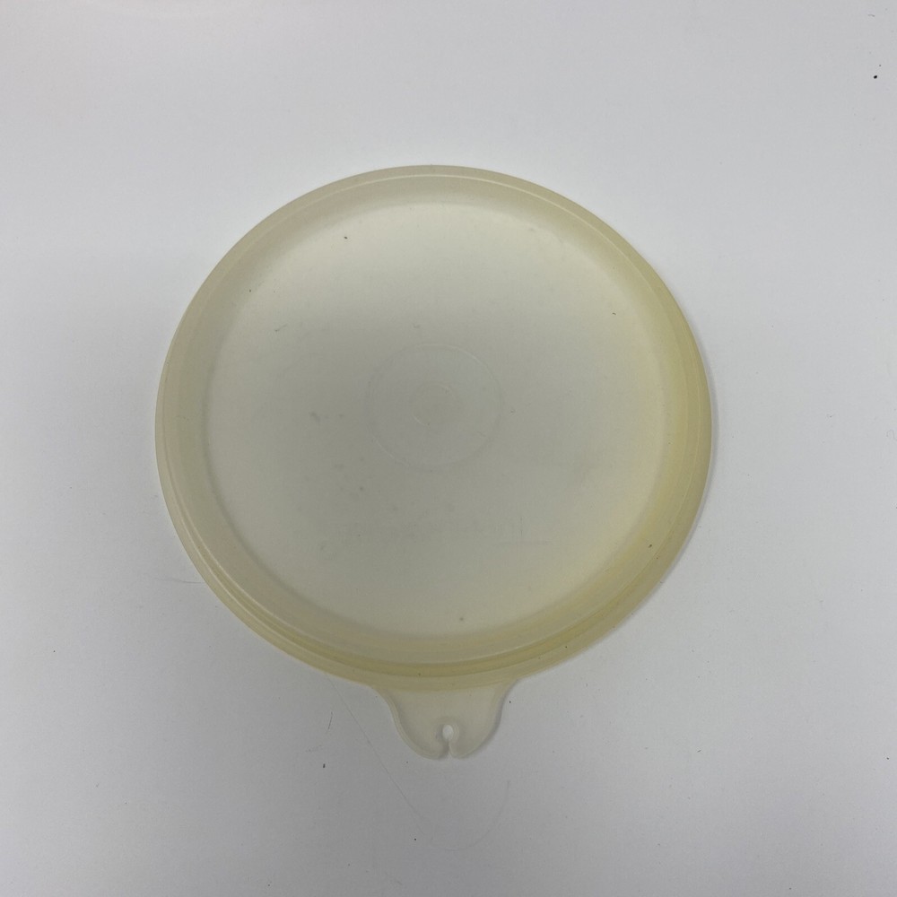 Tupperware VTG Sift It Hand Held Sifter orange