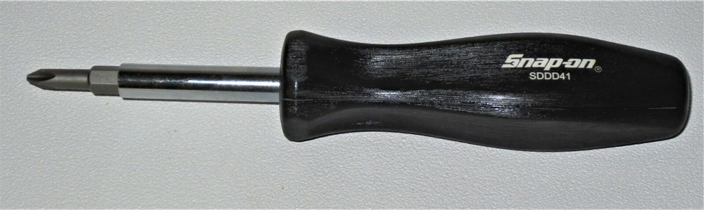 *NEW* Snap-on Reversible Screwdriver SDDD41 *4 BITS* BLACK, CLASSIC HARD HANDLE