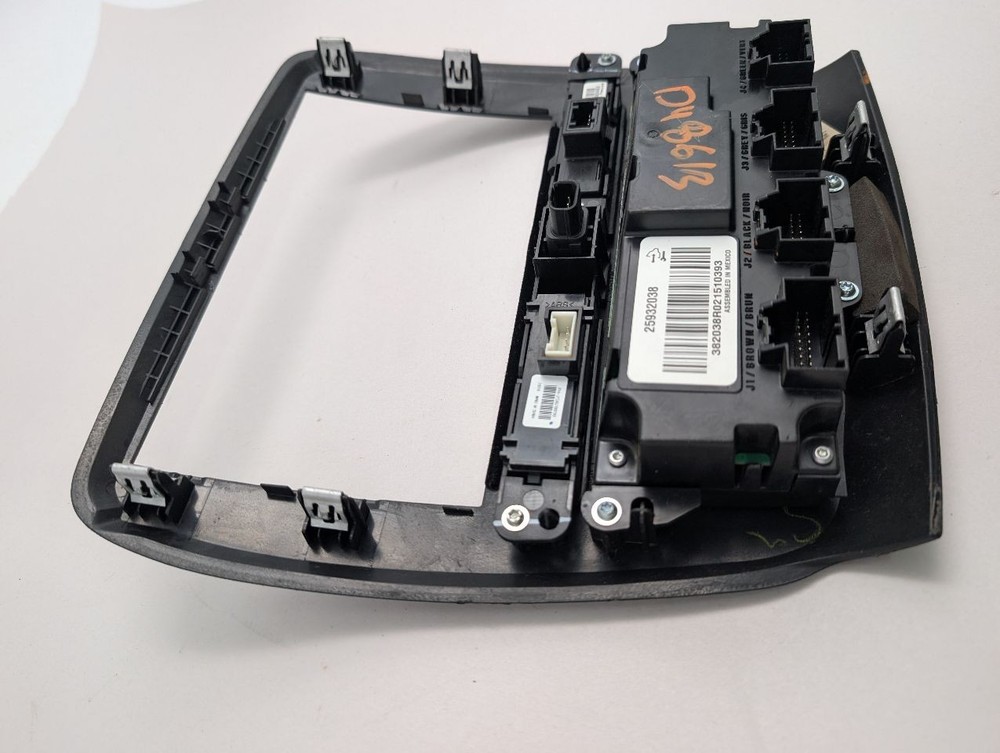Used A/C Selector Switch fits: 2012 Buick Enclave front automatic opt CJ2 Grade