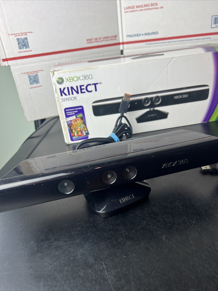 Microsoft Xbox 360 Kinect Connect Sensor 1414 Bundle with 10 Games - Tested