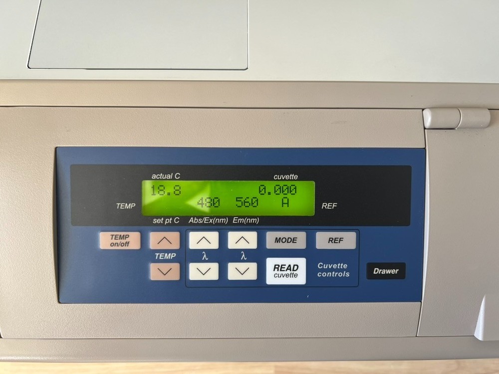 Molecular Devices SpectraMax M5 Microplate Reader TESTED with CALIBRATION