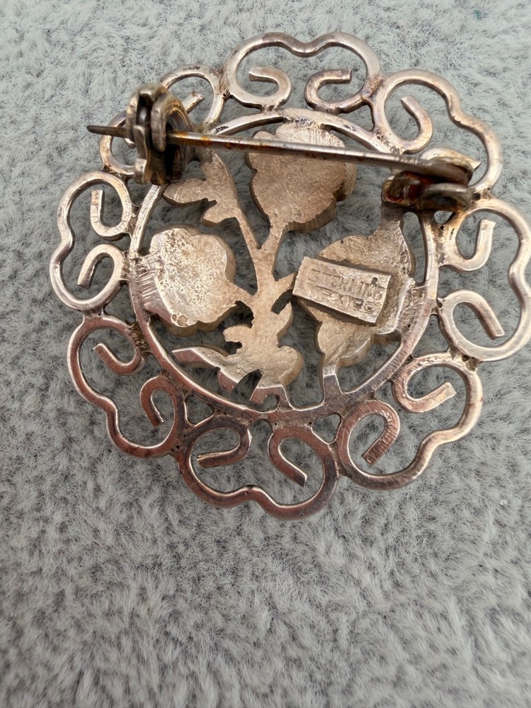 VINTAGE MEXICAN STERLING SILVER PIN