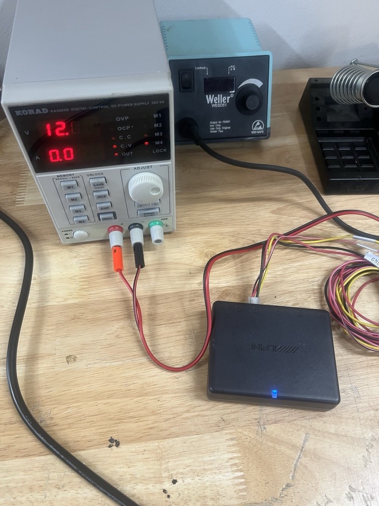 Alpine KCE-350BT Bluetooth Audio Module