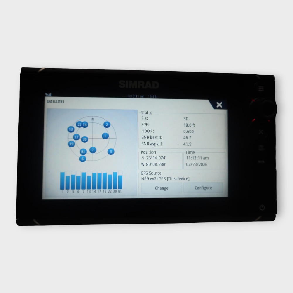 Simrad NSS9 Evo2 9" Touchscreen MFD Chartplotter w/Accessories Tested Good
