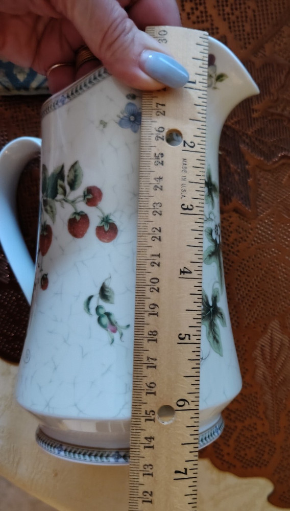 Wedgewood "Fleur" Pitcher-Made in Japan-EUC