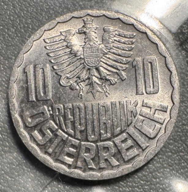 1973 Austria 10 Groschen coin - Excellent Condition