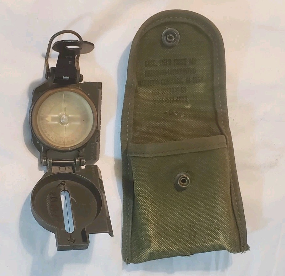 Authentic 1966 US Army Compass With Original Green Canvas  Pouch
