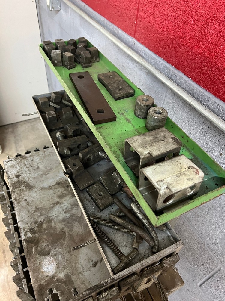 Delta 6000 Universal Pressure Tester