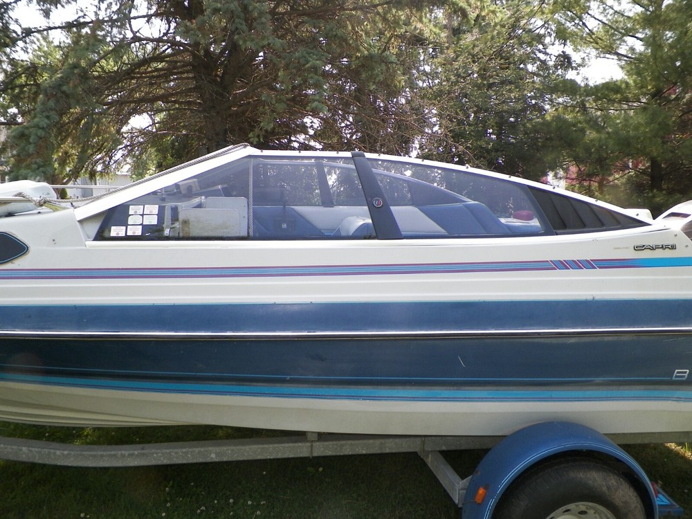 Bayliner Capri Windshield & Side Glass Sections Available READ FULL DESCRIPTION