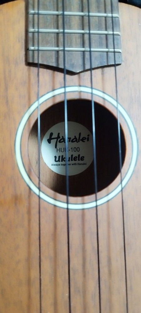 Good condition Hanalei Ukulele