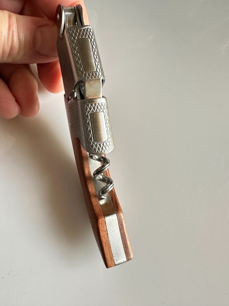 Hicoup* CHASE CELLARS Quality Corkscrew Wine Opener