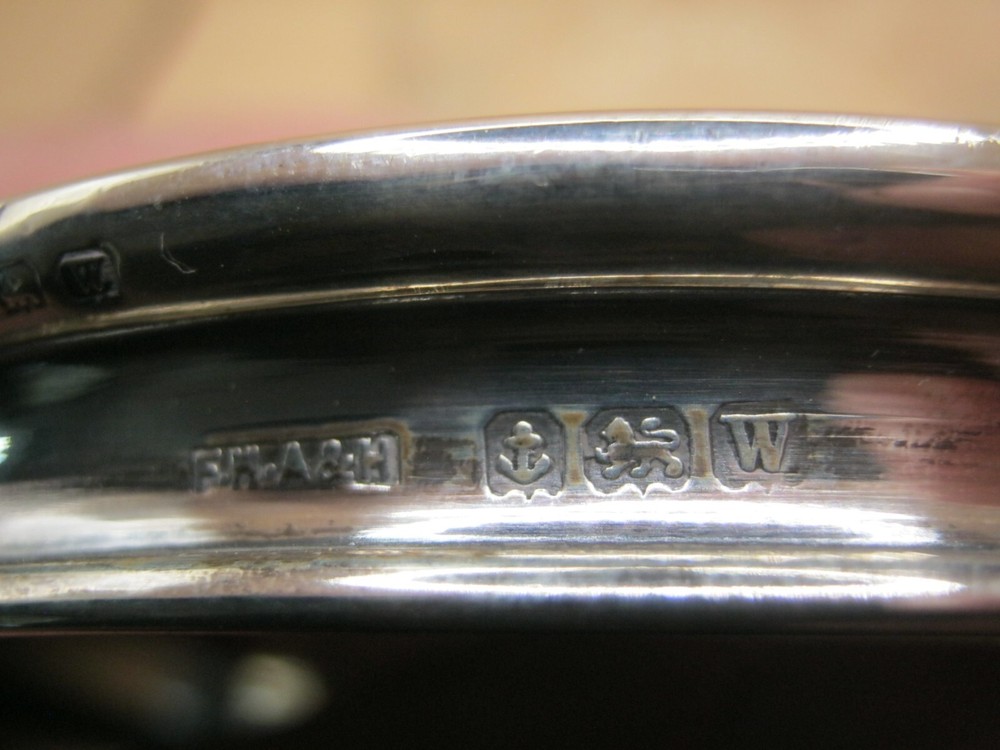 Birmingham 1921 Sterling Silver Mirrored Powder Jar - Large Example