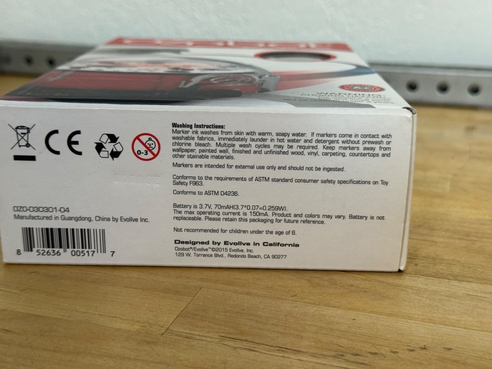 NEW Red Ozobot Starter Pack OZO-030301-04 Programmable Robot STEM