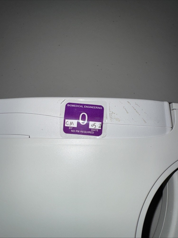 Masimo Radical 7 Rainbow Pulse Oximeter Bedside with Docking Station, Tested