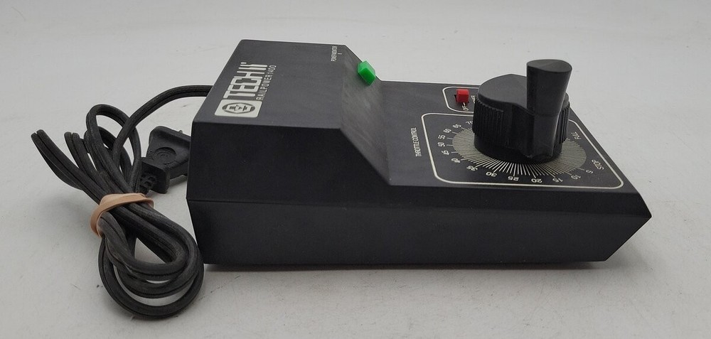 MRC Tech II Railpower 1400 Power Pack EX/Box