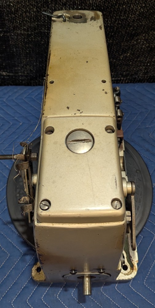 Industrial Sewing Machine Union Special 56300 M