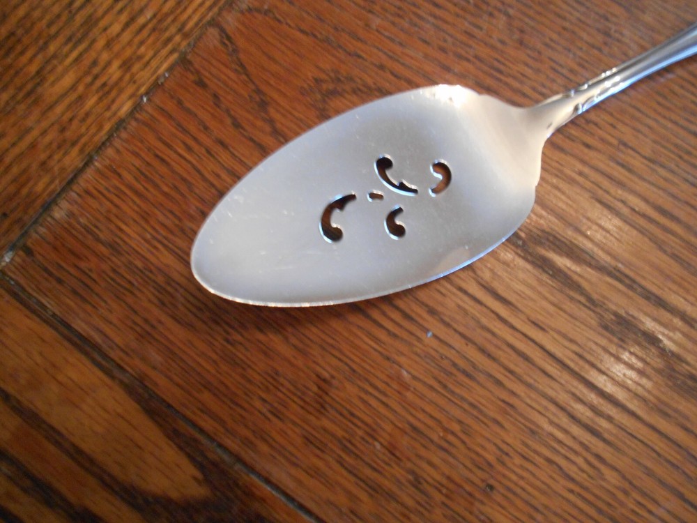 Oneida Community Stainless CHATELAINE Pastry or Pie Server 5424