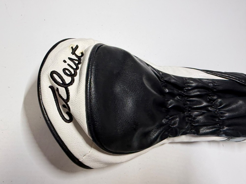 - Titleist TSI Driver Headcover