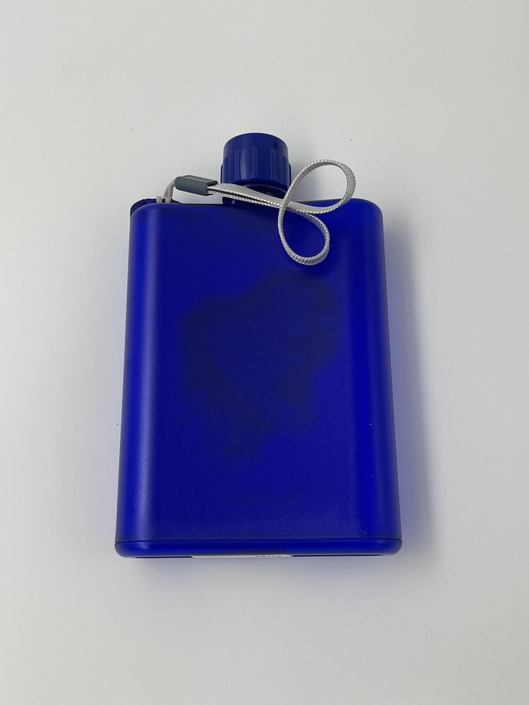 Superman Plastic Flask / Bottle w/Screw Top Lid & Nylon Loop Handle DC Comics