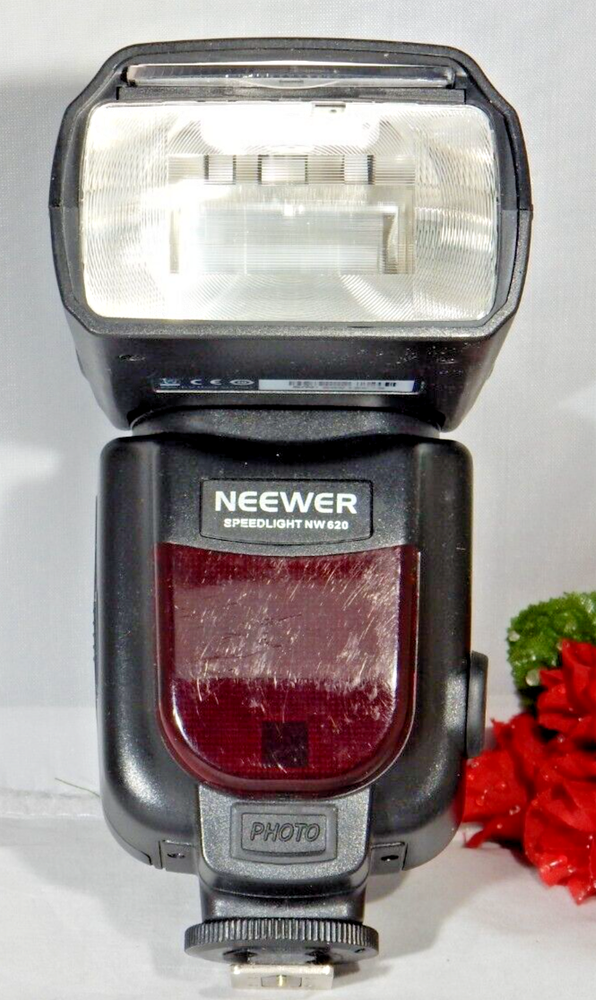 Neewer Speedlight NW 620 Flash Attachment