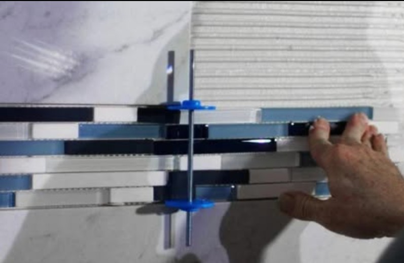 The Adjustable Tile Inlay Spacer Tool for Tile Installation