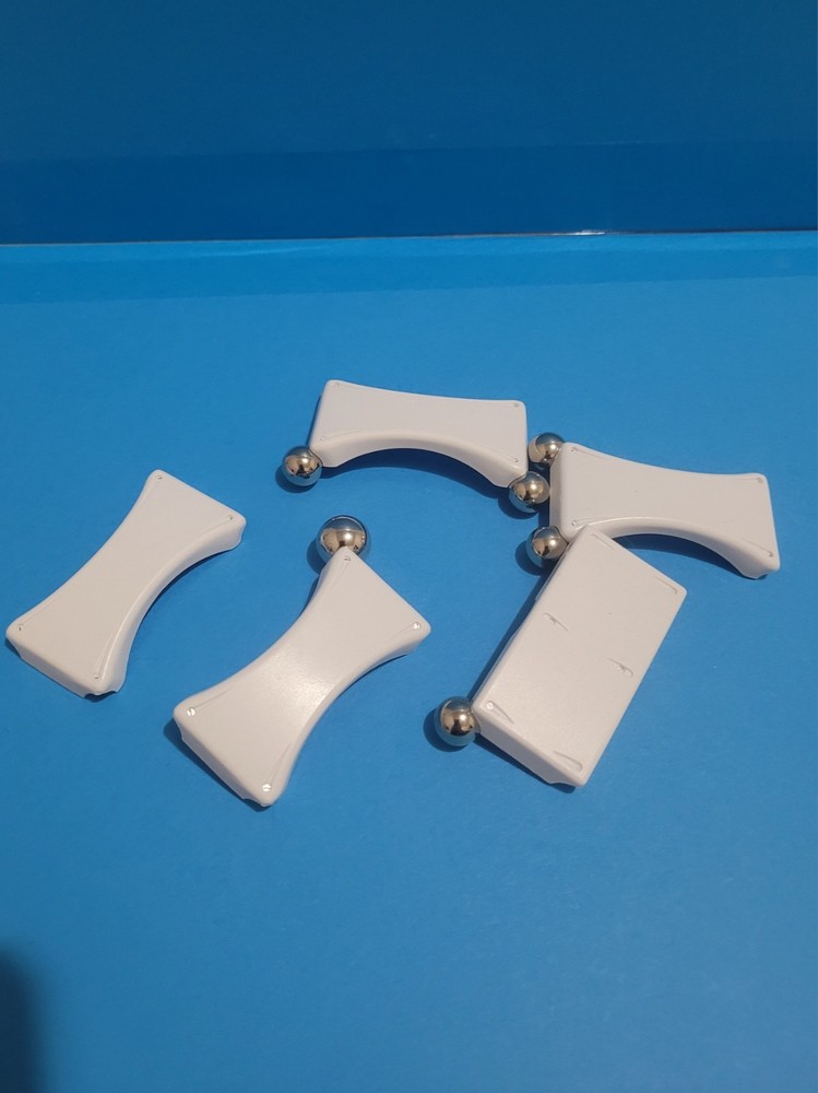 Moss Robot Construction System Exofabulatronixx 5200 Modular incomplete, 16 PCS.