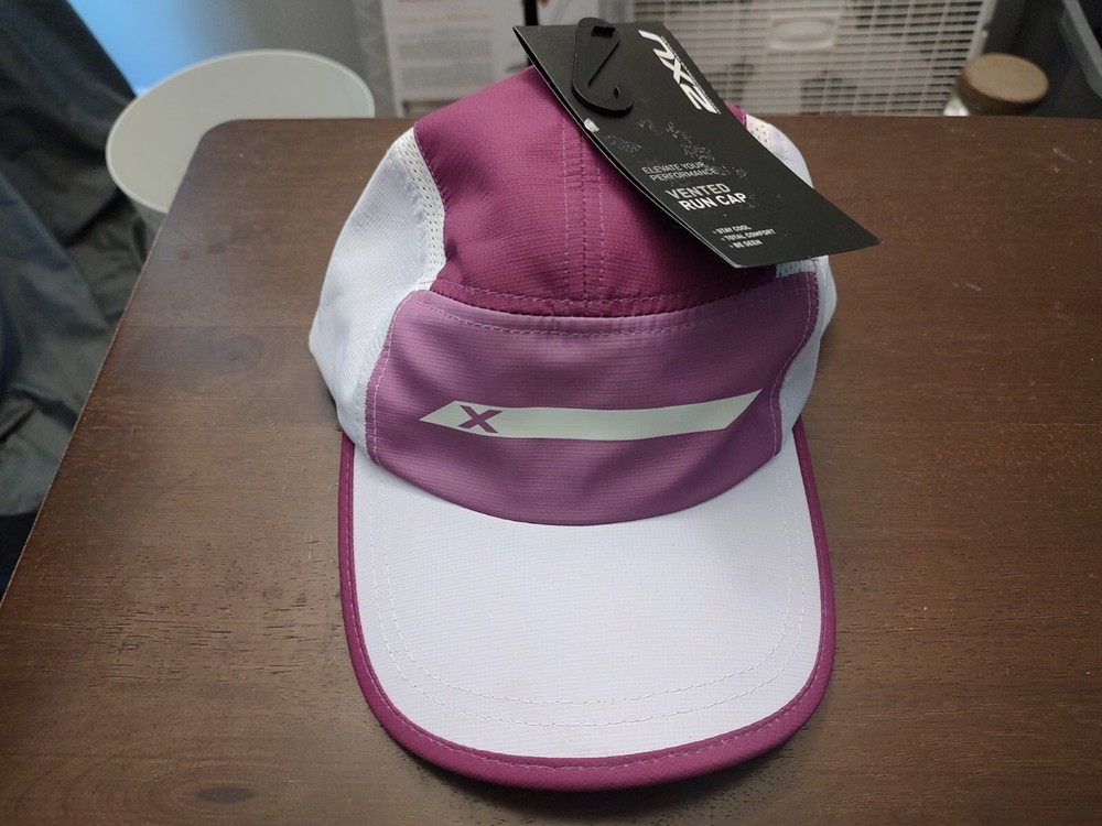 2xu Vented Running Hat/Cap Purple/White NWT