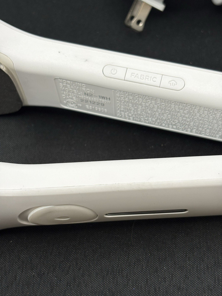 Nori Press Handheld Steam Iron - White