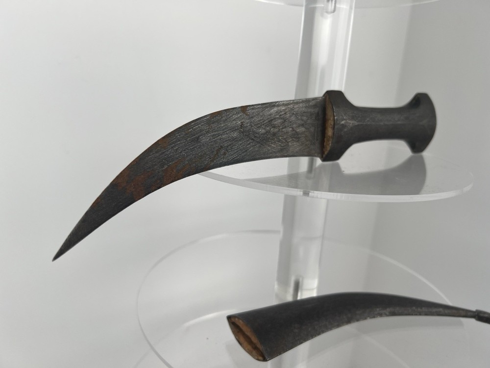 Double‑Edged Curved Ethnographic Dagger, Khanjar‑Influenced with sheath