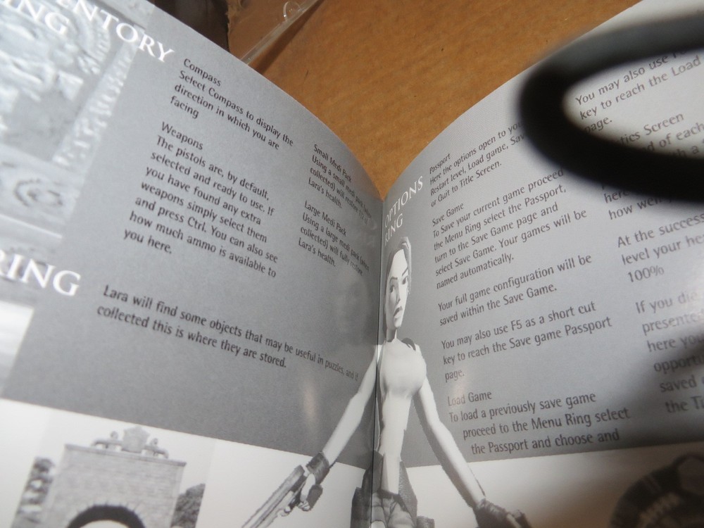 CD ROM VINTAGE 1990's SOFTWARE " TOMB RAIDER " CORE EIDOS