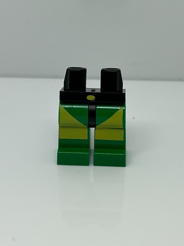 Lego Black Hips and Green Legs Yellow Rectangle & Triangle Pattern Patrick #L33