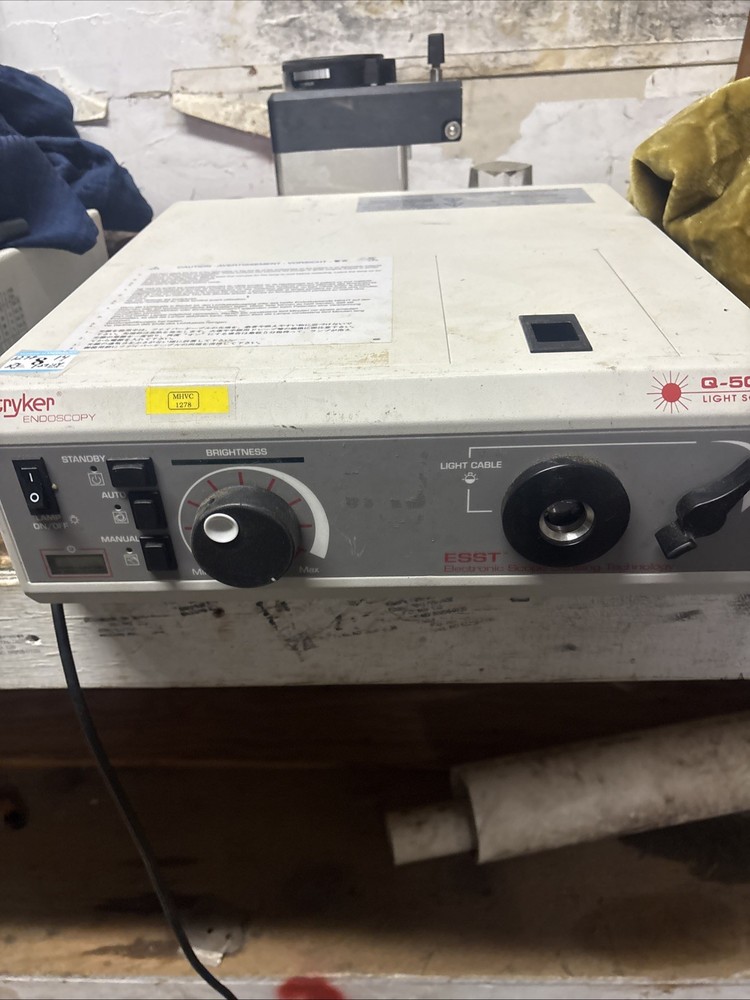 ✅Stryker Q5000 Light Source 250 Watt