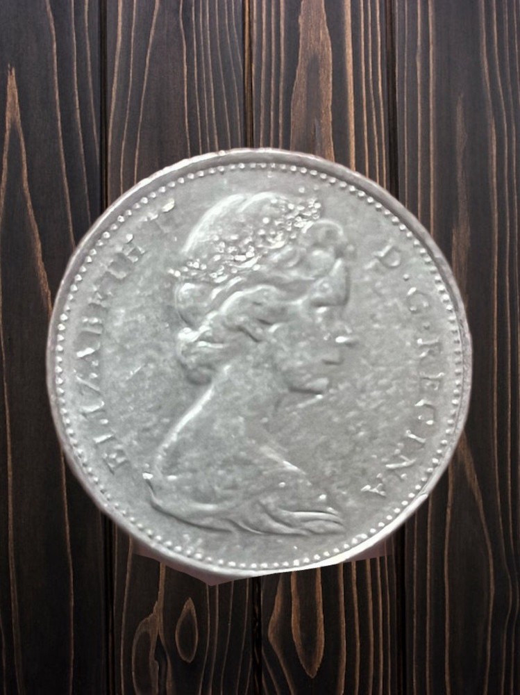 1975 Canada 5 Cents