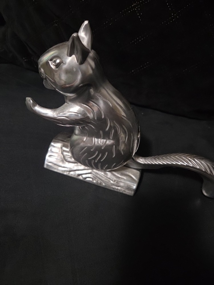 Vintage Cast Aluminum Squirrel Nutcracker with Tail Lever – Rustic Lodge Decor