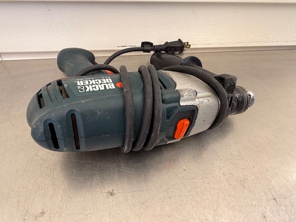 Black & Decker Hammer Drill DR600 Working #G-9