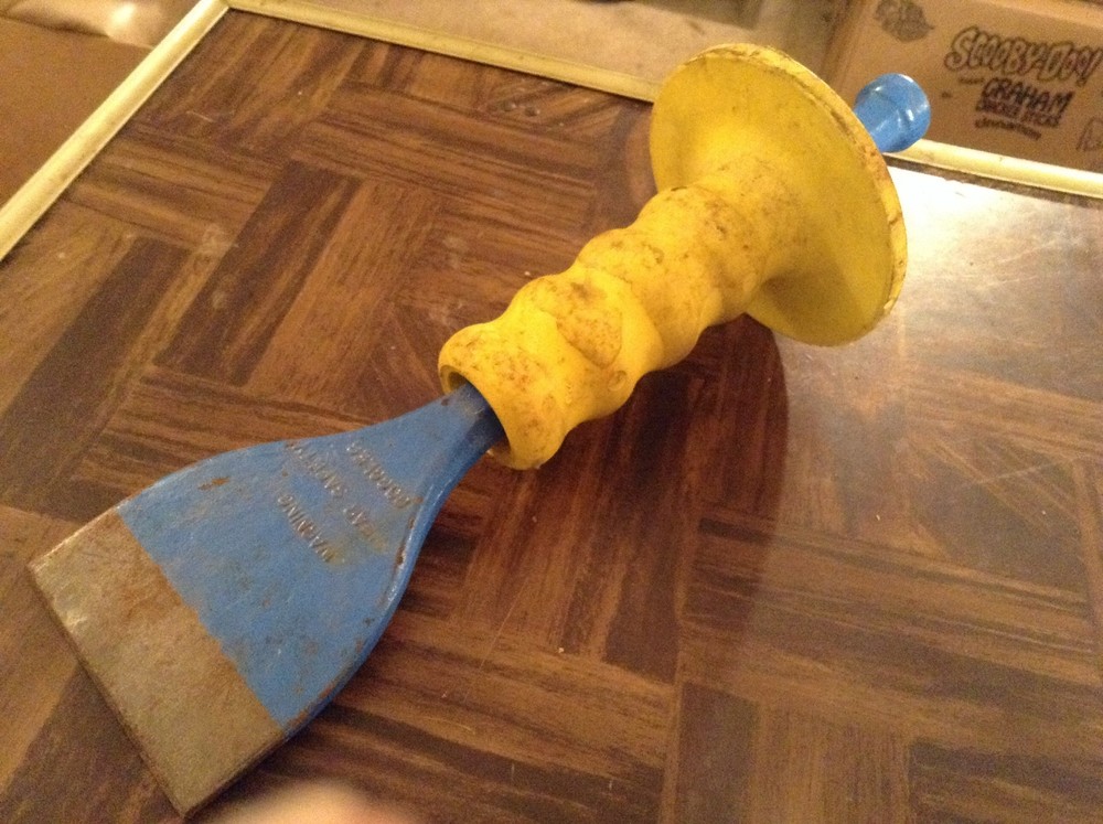3 inch chisel with target guard.