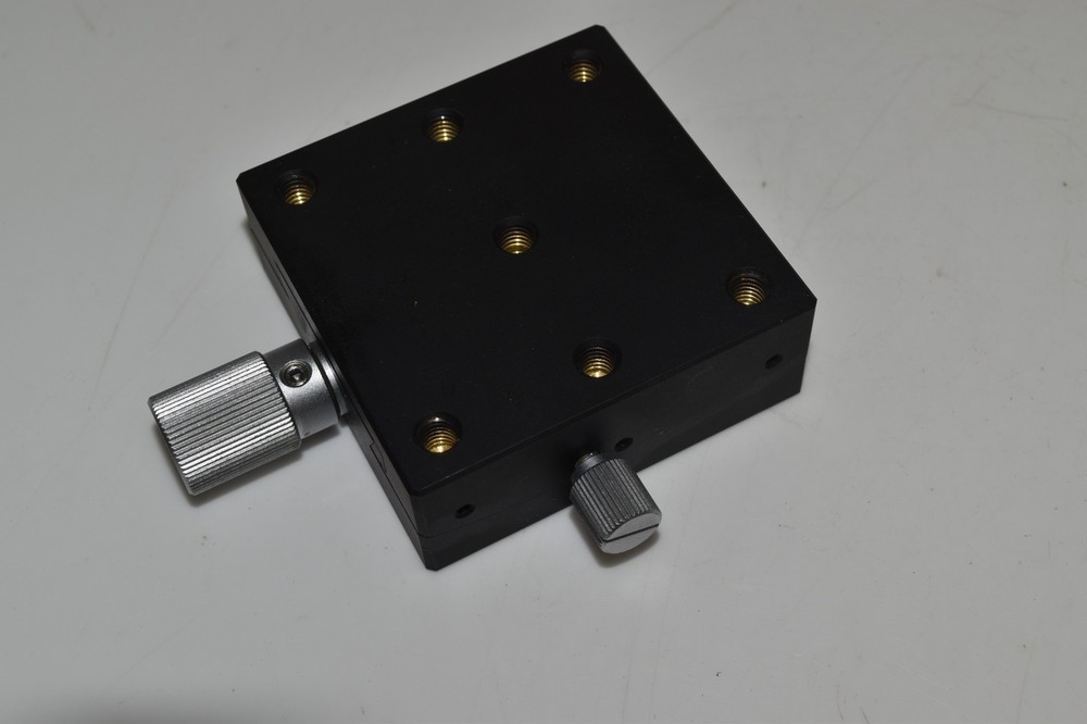 *JM* OPTOSIGMA 123-2845 OPTICAL STAGE (FMB44)