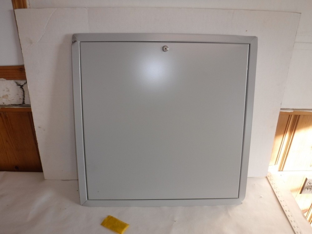 Standard Access Door, 1UEX1 (T)