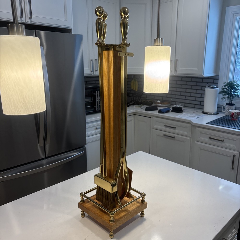 Beautiful Oak Wood & Solid Brass Fireplace Tools Set MCM 4 Px w/Stand Unique