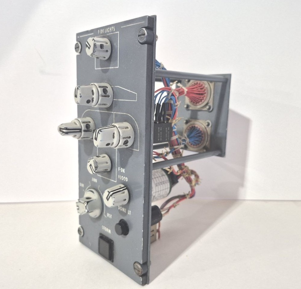Fokker Aircraft Front Deck Light Control Panel A42726-409