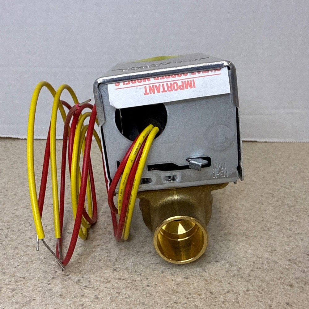 Honeywell Home Motorized Valve model V8043E1012 New/open Box