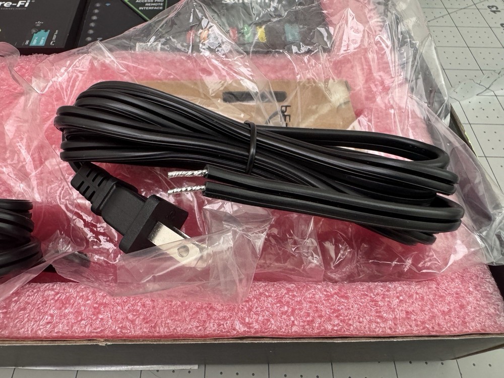 Sure-Fi Access Pro Kit - SFK-DS011-ACCESS-PRO *Open Box/Tested*