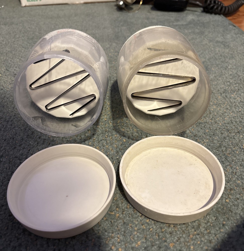 (2) Pampered Chef Push Function Multi Food Choppers - White