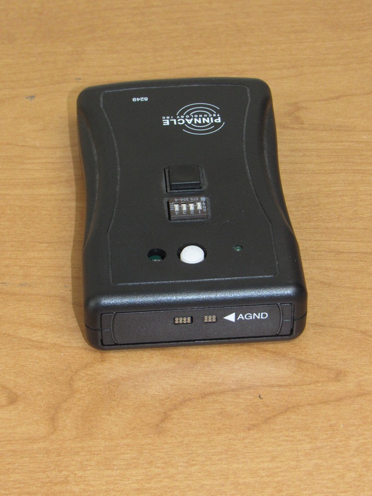 Pinnacle Technology 8249 Test Source for 8200 & 8400 Systems - UNTESTED